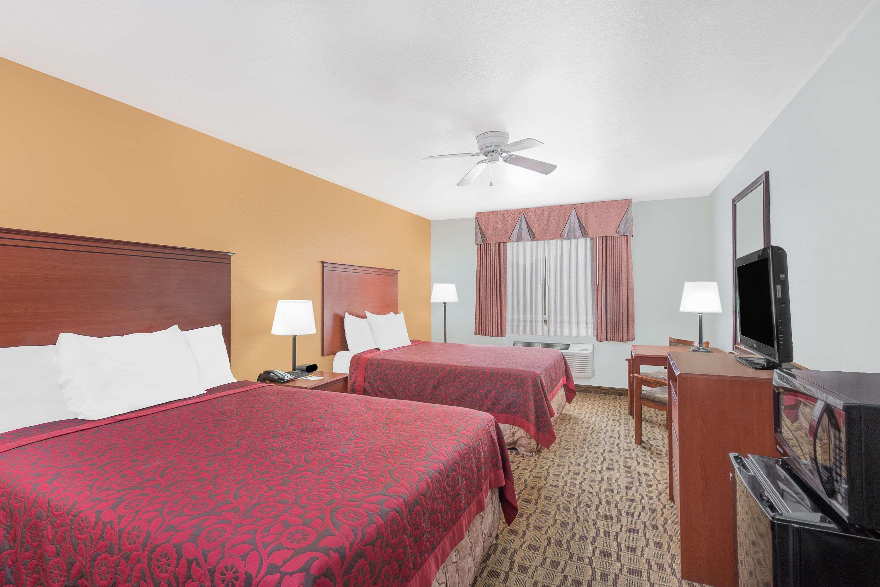 Days Inn By Wyndham Lamar Εξωτερικό φωτογραφία