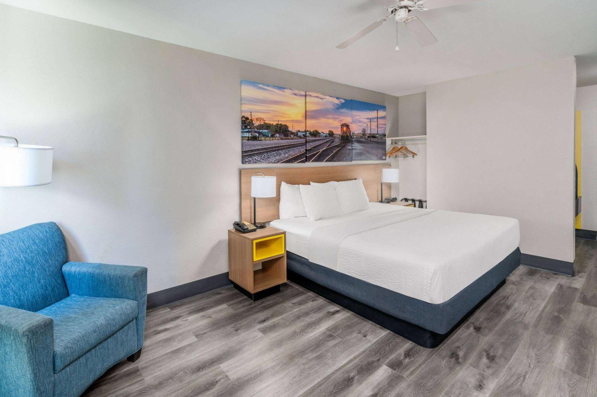 Days Inn By Wyndham Lamar Εξωτερικό φωτογραφία